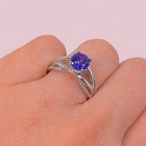 Anillo solitario de compromiso con cubic Amatista de Plata 925